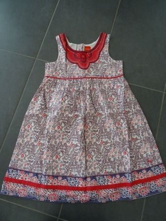 Traum-Kleid ESPRIT Gr.128/134 ***NEU*** statt 79.90