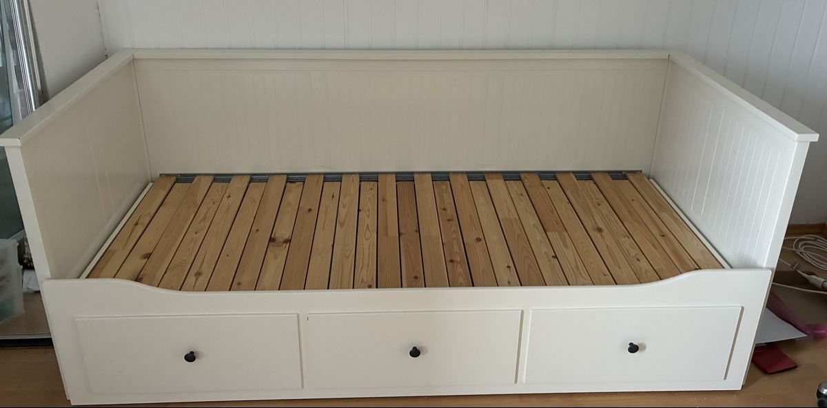 Letti: Ikea Hemmes Tagesbett – Usato da Biel/Bienne venduto da Yservus 1