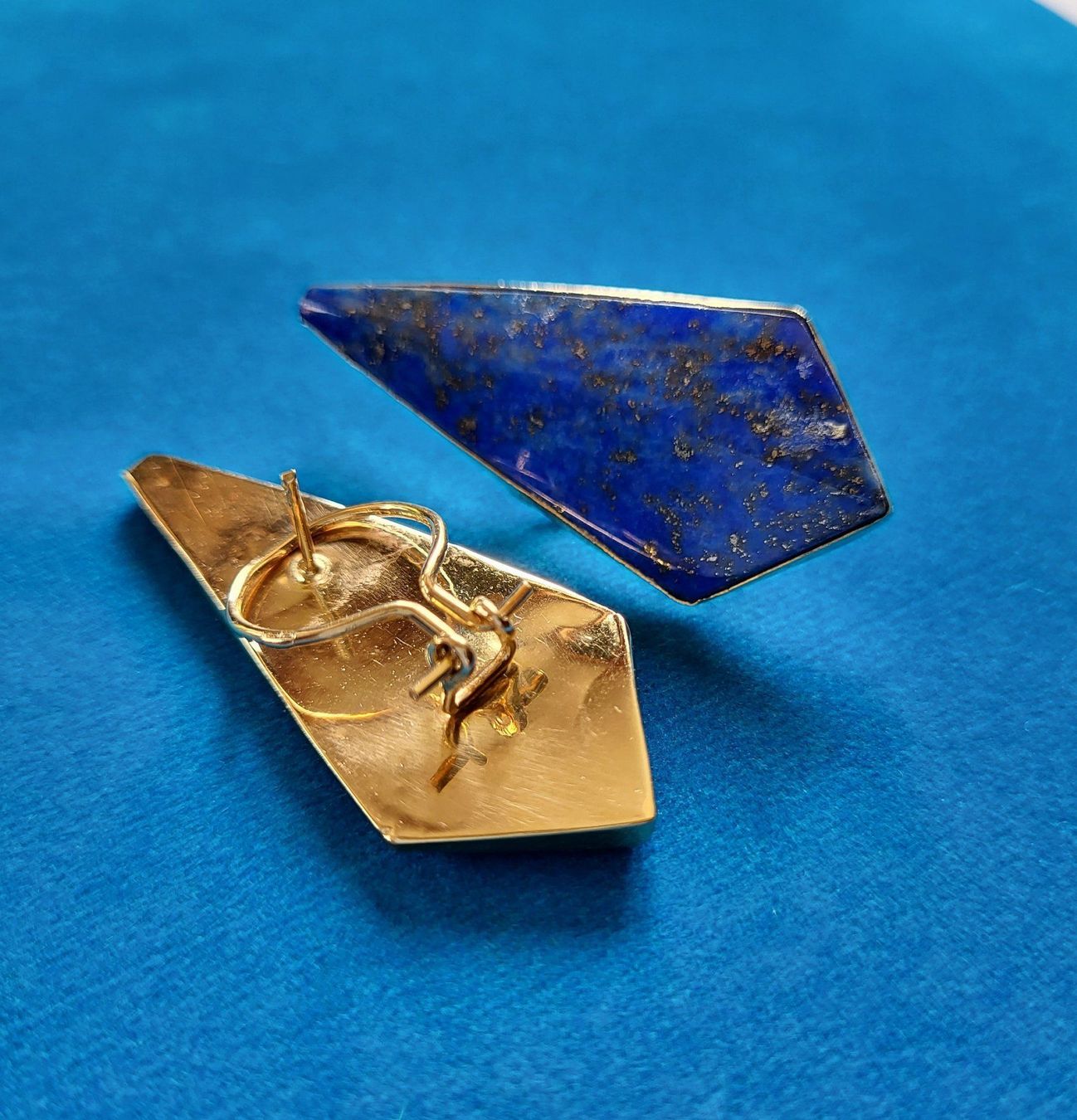 Orecchini pendenti & Orecchini a lobo: 18 Karat Gold 750 Ohrstecker Mit Lapislazuli – Usato da Wald ZH venduto da Aniade