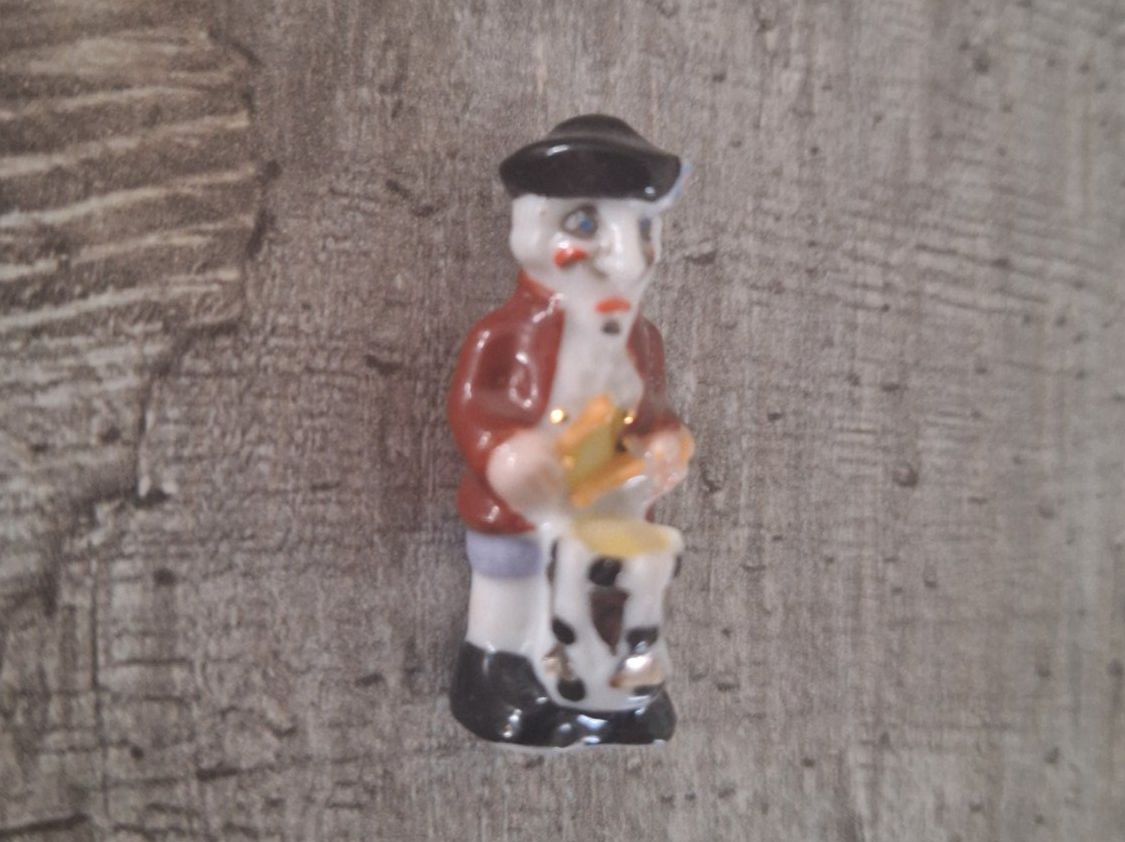Kübler Fasnachtsfigur Serie 7c) Jahr 2012 (Gebraucht) in Pfeffingen für ...