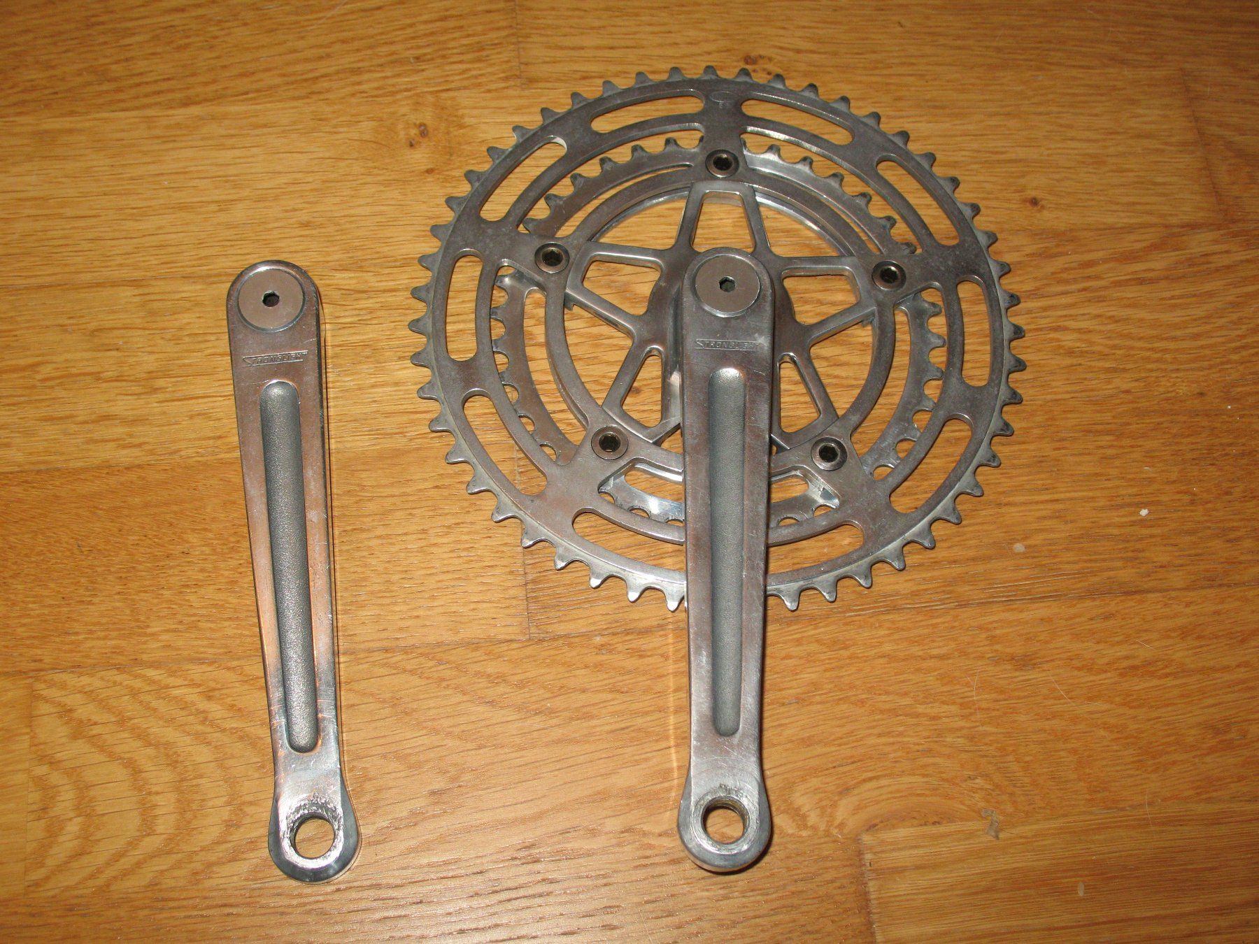 Ersatzteile: Vintage selten Stronglight 93 Kurbel – Gebraucht aus Bern 16 von HoneyBee06