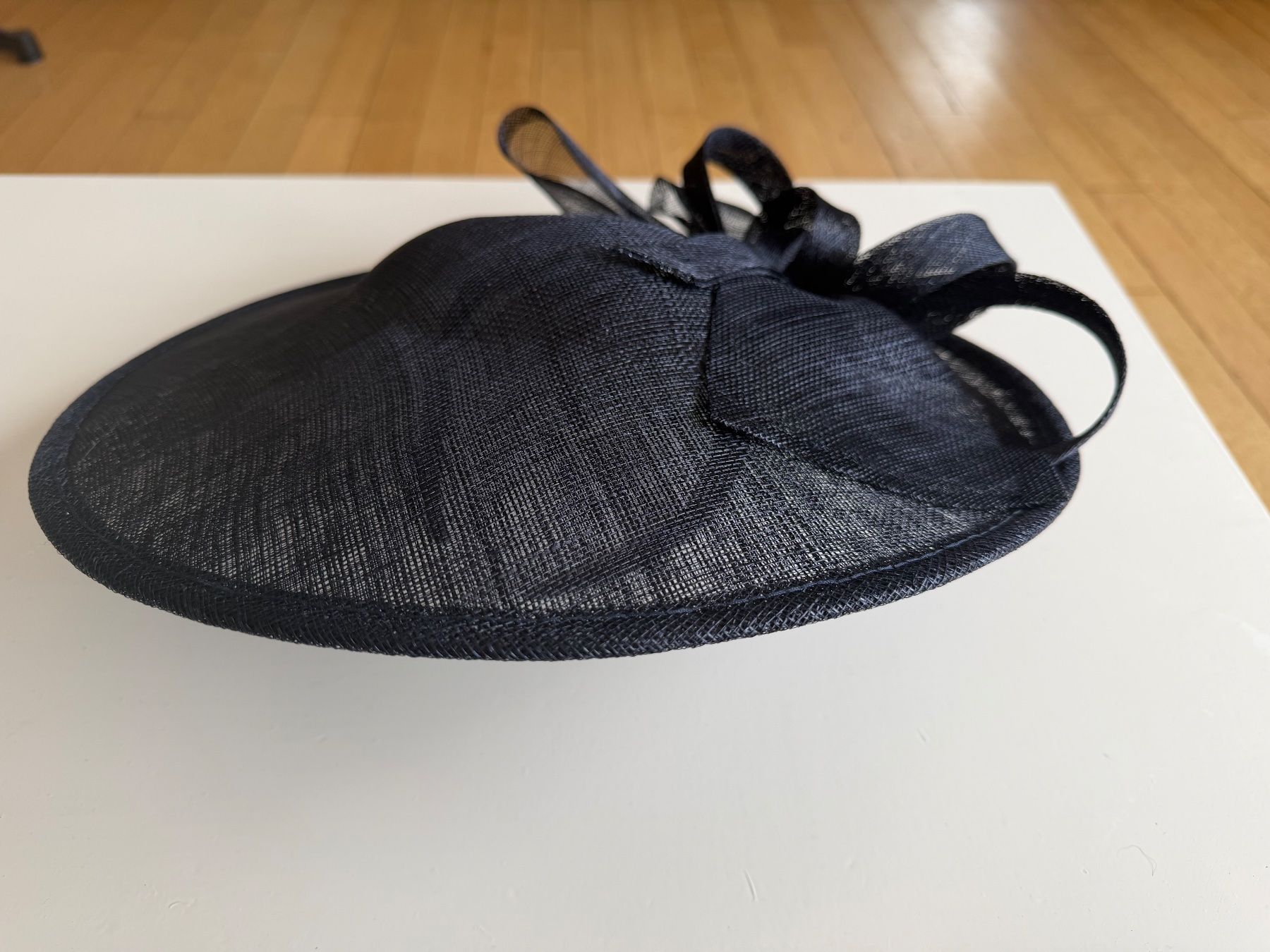 Copricapi, berretti & cappellini: Phase Eight Hut / Scheiben - Fascinator – Usato da Bern venduto da La76Be 2
