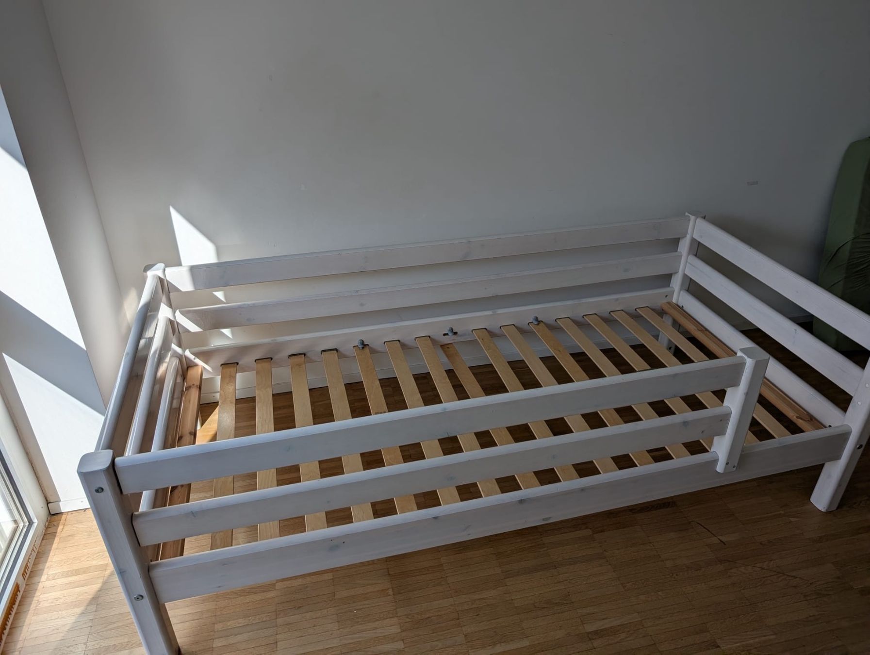 Letti: Schönes Kinderbett 90x200 – Usato da zürich venduto da elmbas 2