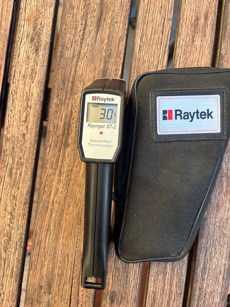 Sonstiges für Haushalt & Wohnen: Berührungslose Thermometer – Gebraucht aus Untersiggenthal von nico245 1