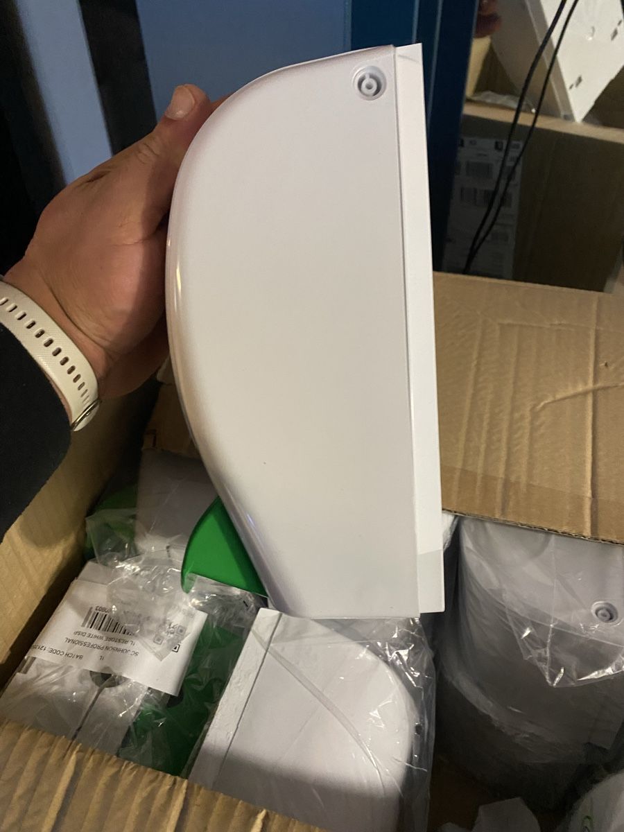 Seifenschalen: Seifenspender SCJ PROFESSIONAL – Neu und originalverpackt aus Allschwil von Dave_9 2