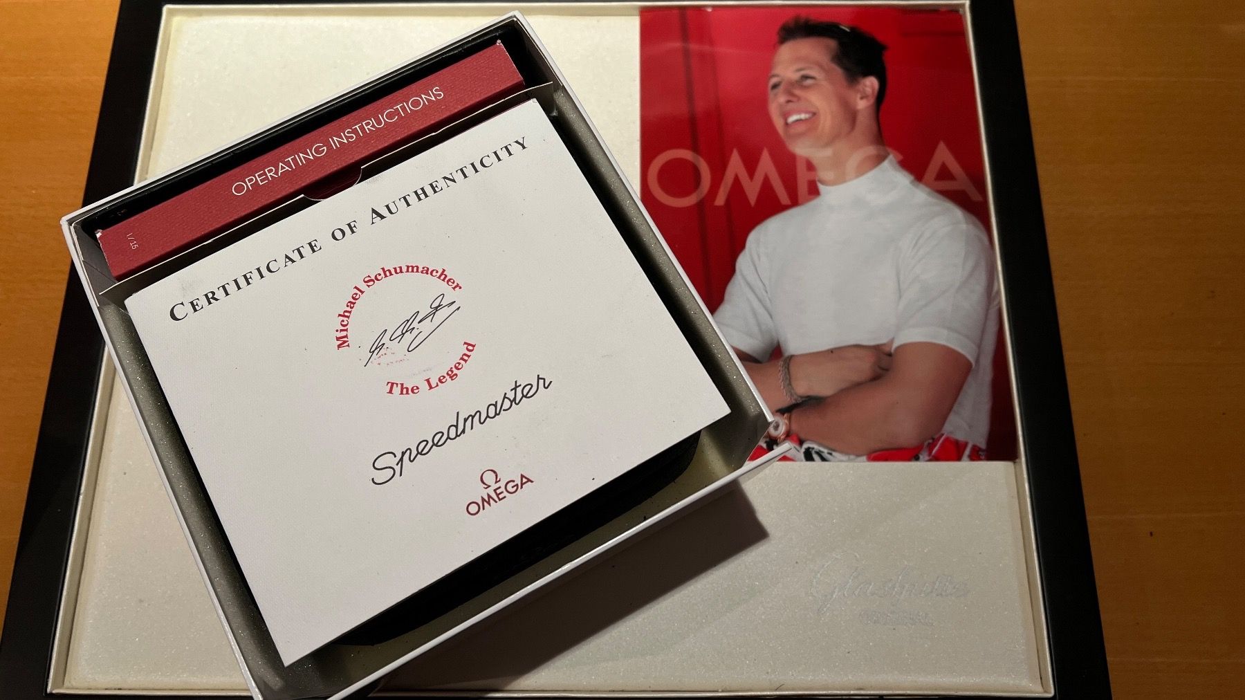 Omega Scatole porta orologi: Omega Speedmaster Racing Formula One Michael Schumacher Box – Usato da Niederurnen venduto da bueKingvest 2