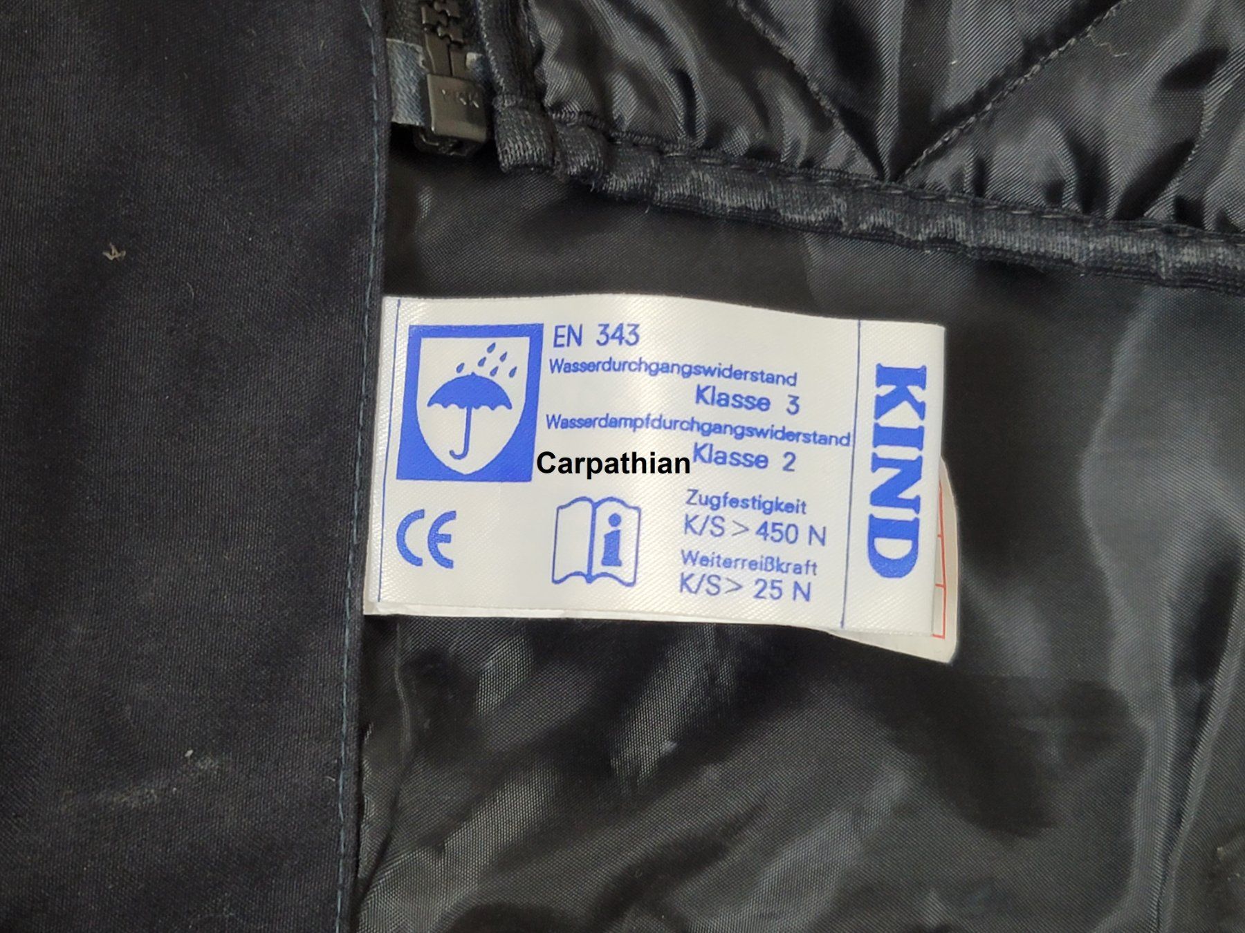 Giacche: Einsatzjacke Grösse S **TOP ANGEBOT** – Usato da Unterlunkhofen venduto da Carpathian 2