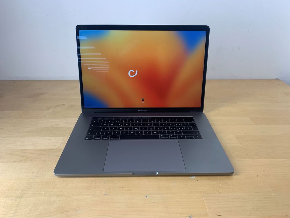 Prodám MacBook Pro 15 Touch Bar, I7, 2017, 16GB Za 15 500 CZK - 10/2023 - Foto 2