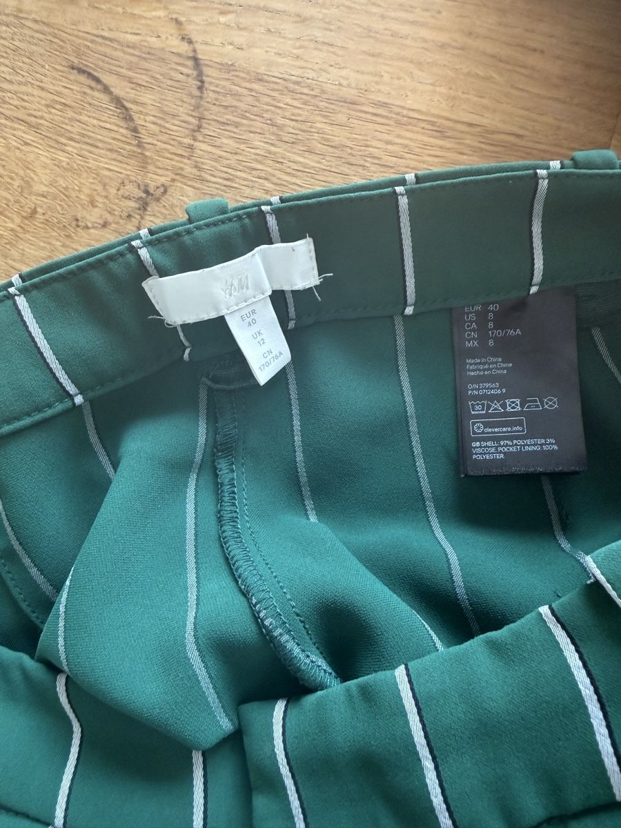 H&M Pantalons: Hose H&M Gr. 40 – D'occasion à Meilen par NHirs96 2