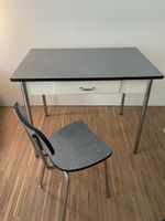 Kelko Küchentisch grau mit Stuhl / Vintage 60er