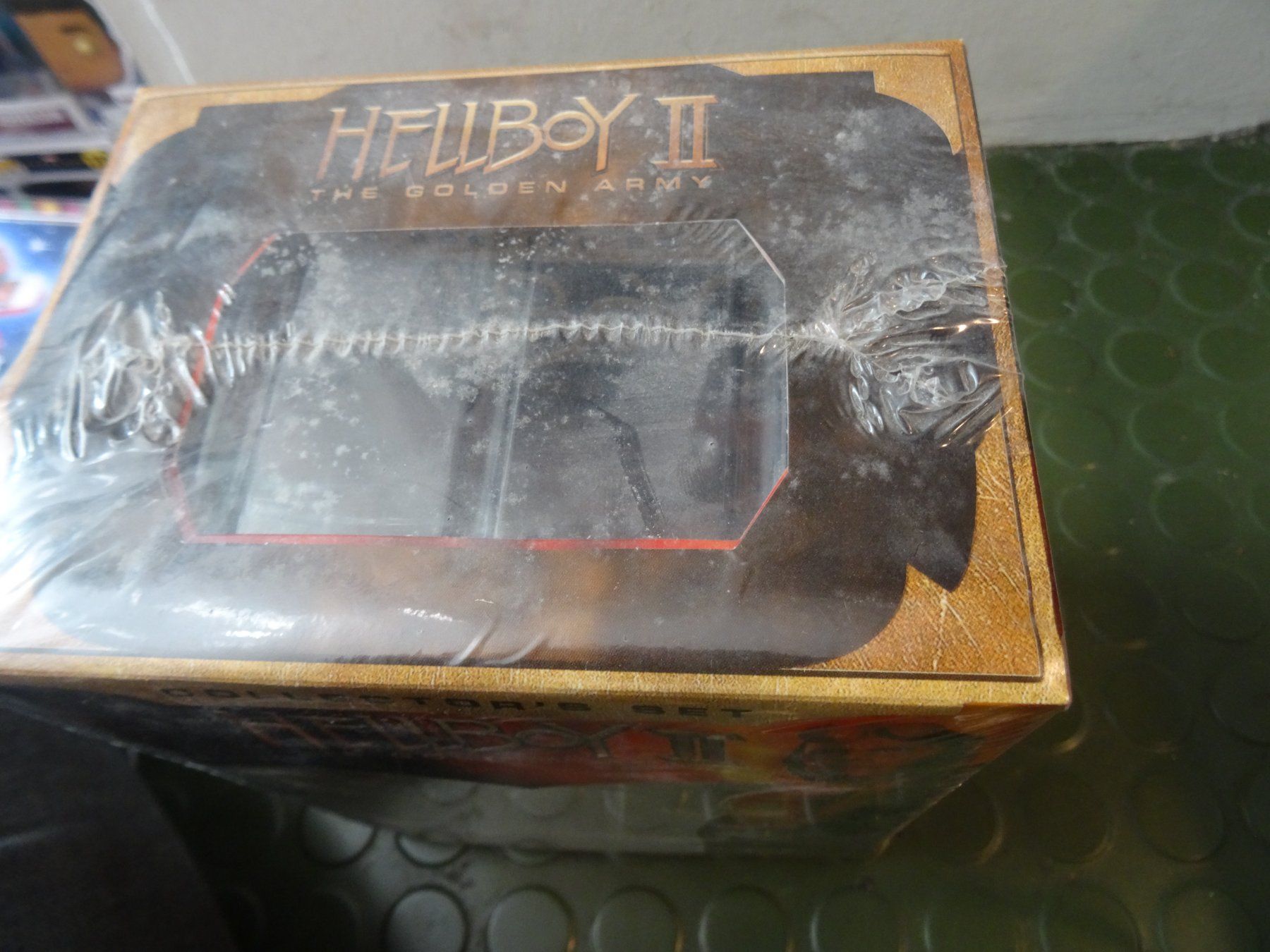 Tutti i DVDs: Hellboy II The Golden Army Collector's Set DVD IMPORT CODE1 – Usato da Olten venduto da Disc-Verkauf 4