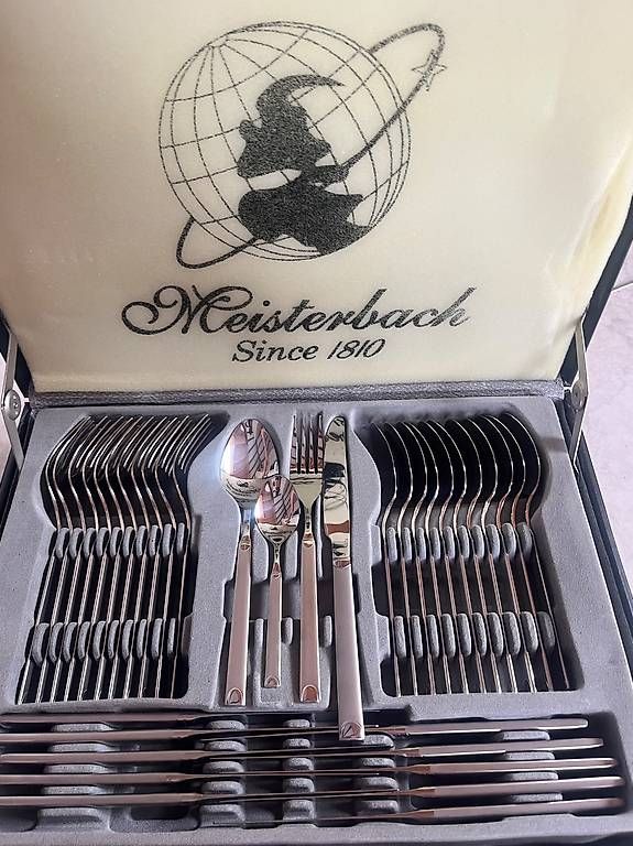Set di posate: Besteck Set – Usato da Stettlen venduto da mel_tg52