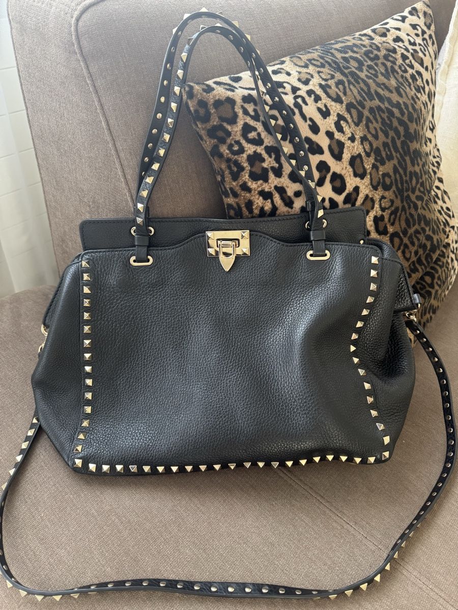 Valentino Taschen für Damen: Valentino Rockstud Tote - medium - like new – Neu (gemäss Beschreibung) aus Zürich von Benutzername-B 3