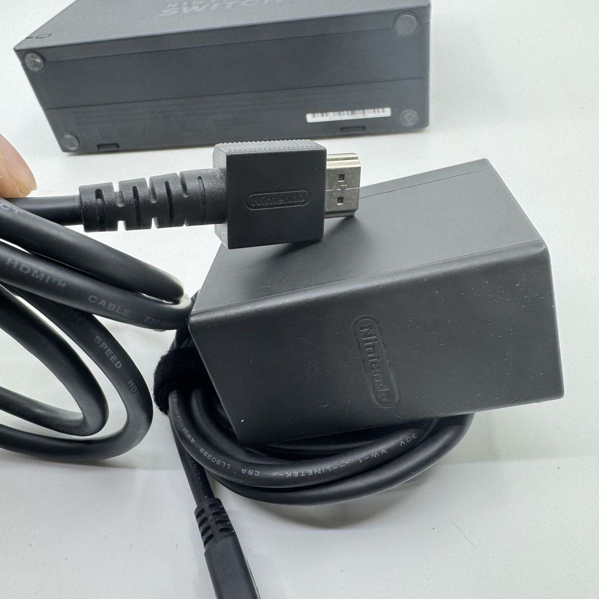 Docking station: Nintendo Switch Dockingstation mit original Nintendo Kabel – D'occasion à Herisau par Seyashop1 1