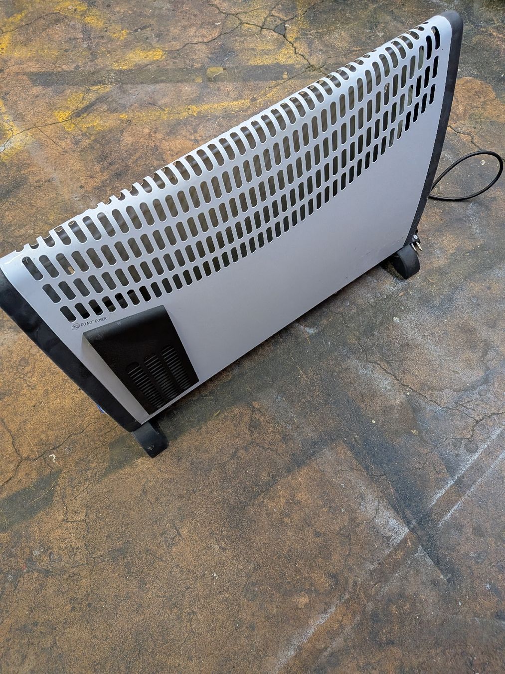 Radiatori: Heizung 2000 Watt  – Usato da Künten venduto da sheila017
