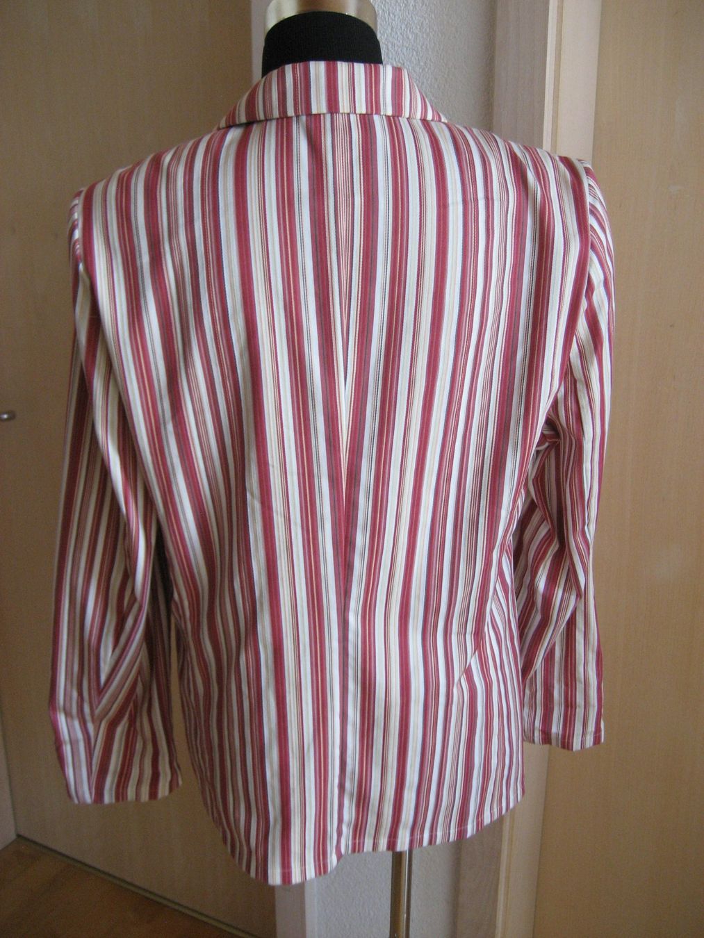 Giacche: Veste taille 40 Frankenwälder, neuve – Nuovo e nell'imballaggio originale da Delémont venduto da marryb 1