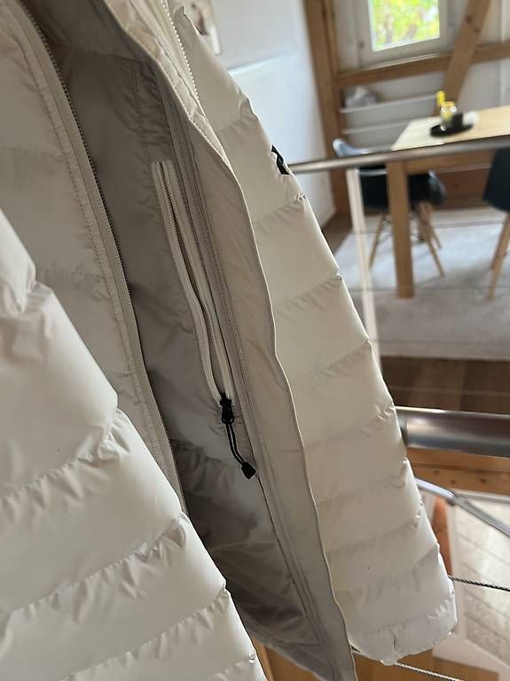 Mäntel: Peak Performance Daunenmantel Weiss – Neu und originalverpackt aus bettingen von M.Schmitz 2