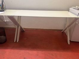 Deux tables en verre, 40.- pièce