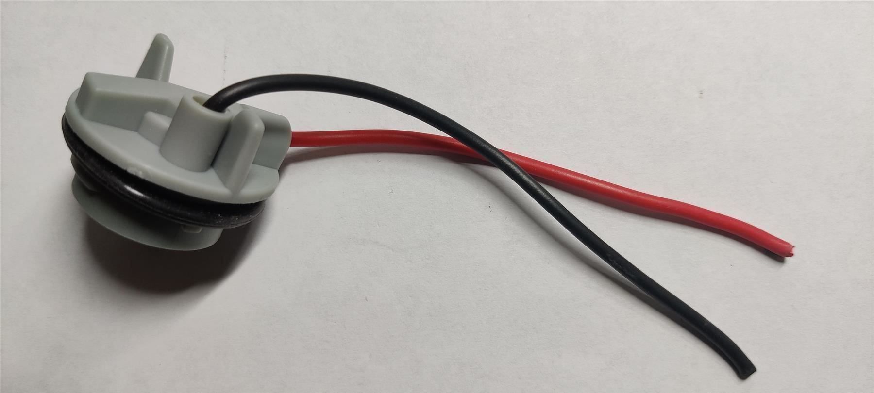 Tutti pezzi di ricambio auto: Fassung Sockel Kabel BA15s – Nuovo (secondo la descrizione) da Wohlen AG venduto da Rianxo 3
