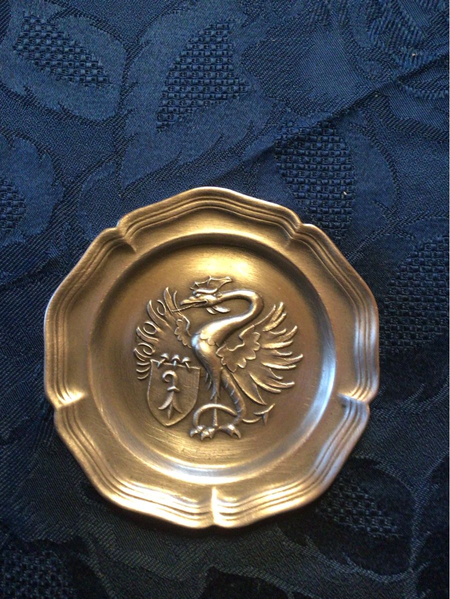 Tutte le decorazioni: Zinntellerchen mit Basilisk – Usato da Oftringen venduto da anbara