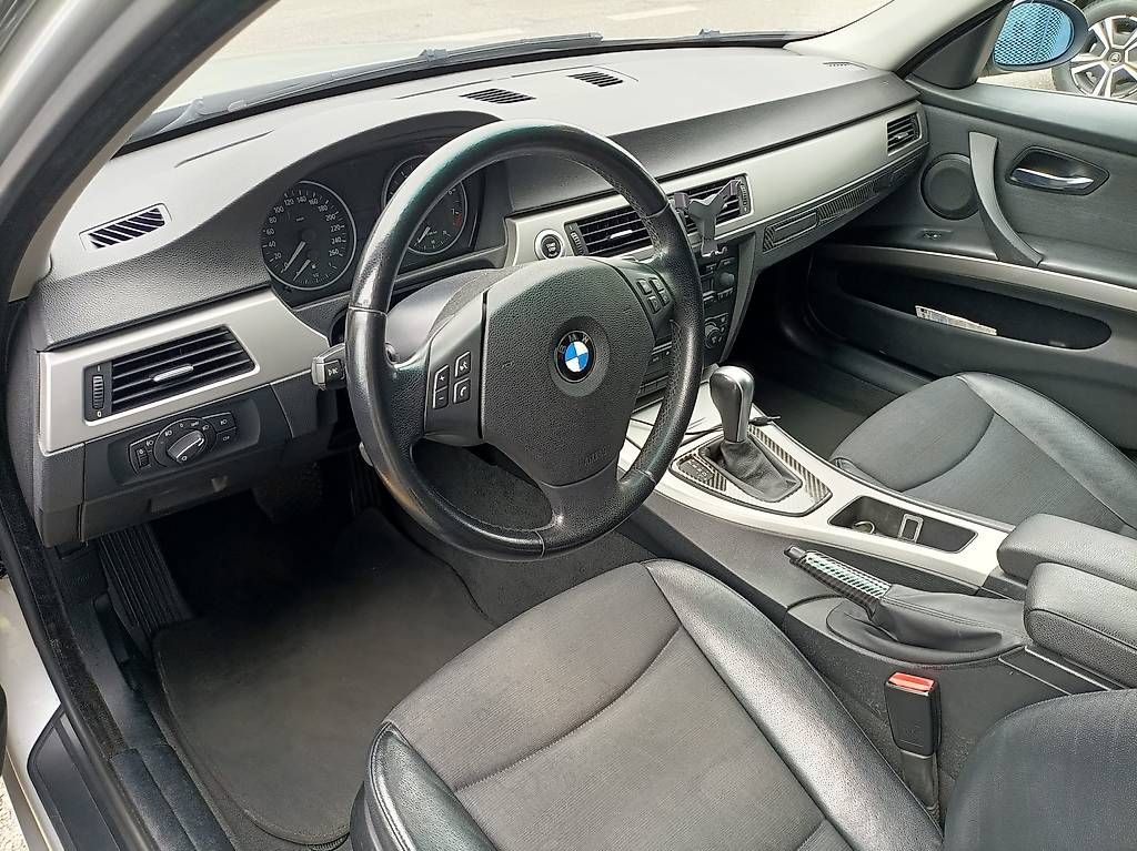 Autos: BMW 325xi Touring  Allrad, Automat – Gebraucht aus Luzern von marcojaraz 4