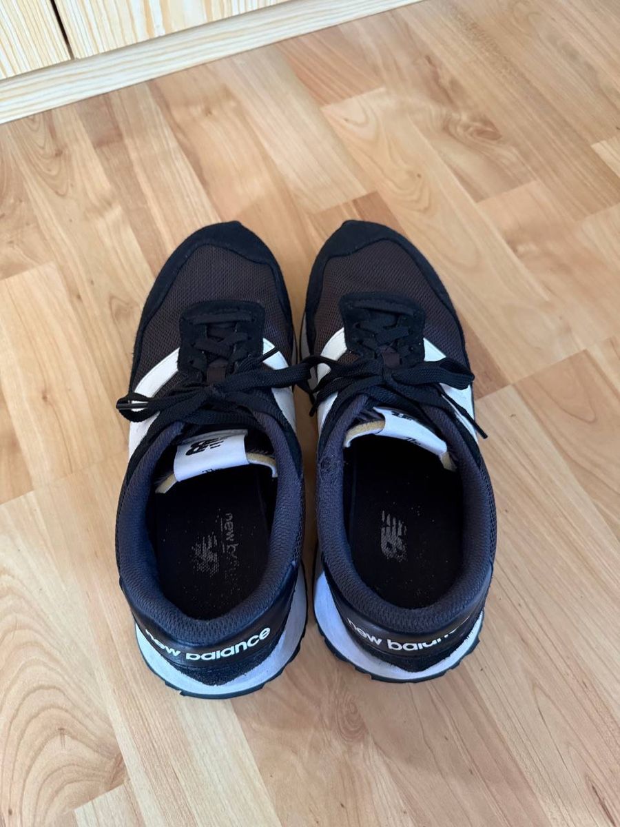 New Balance Chaussures hommes: New Balance 237 Schuhe – D'occasion à Häggenschwil par and_9lhn 2
