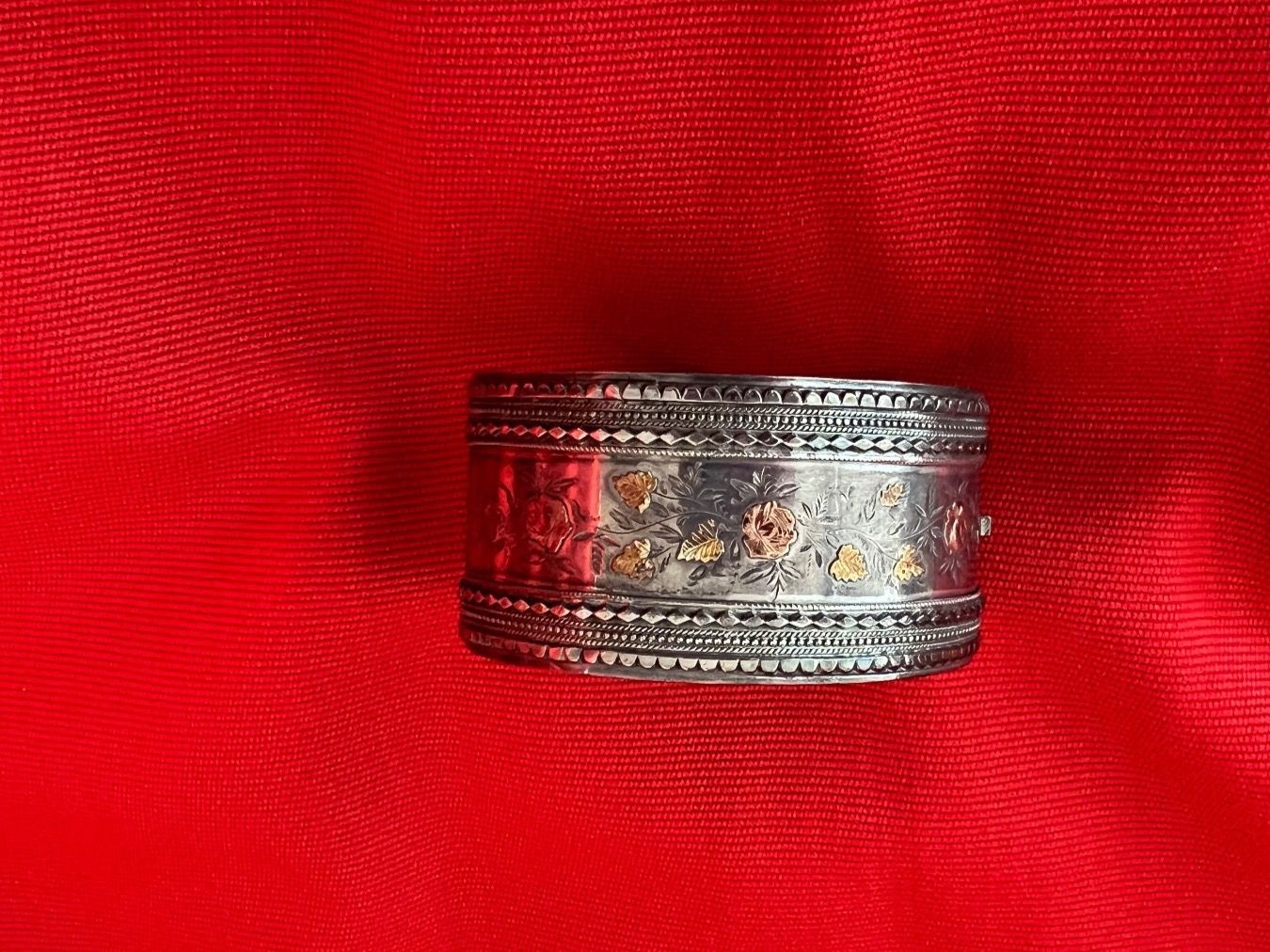 Bracciali & Braccialetti: Antiker Silberarmreif/Bangle, ca 1870 – Usato da Iragna venduto da Flips03 3