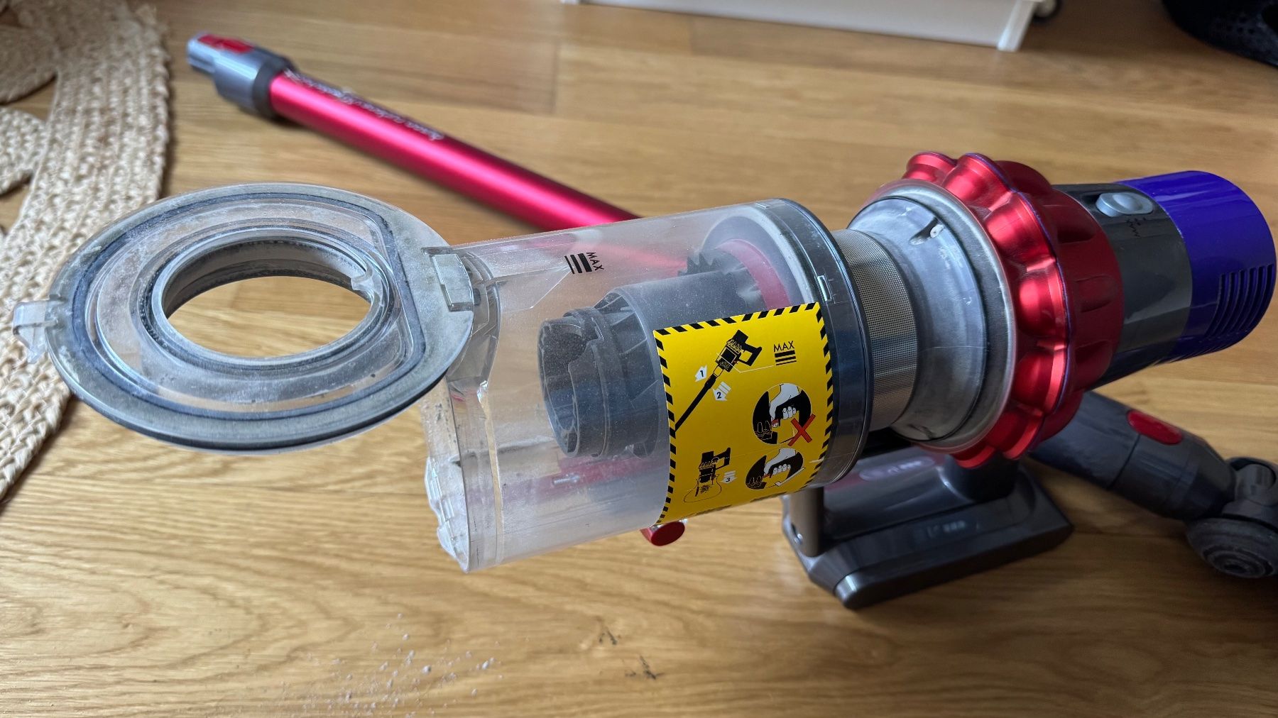 Dyson Aspirapolveri & Accessori: Dyson Staubsauger V10 – Usato da Thalwil venduto da 775vow 2
