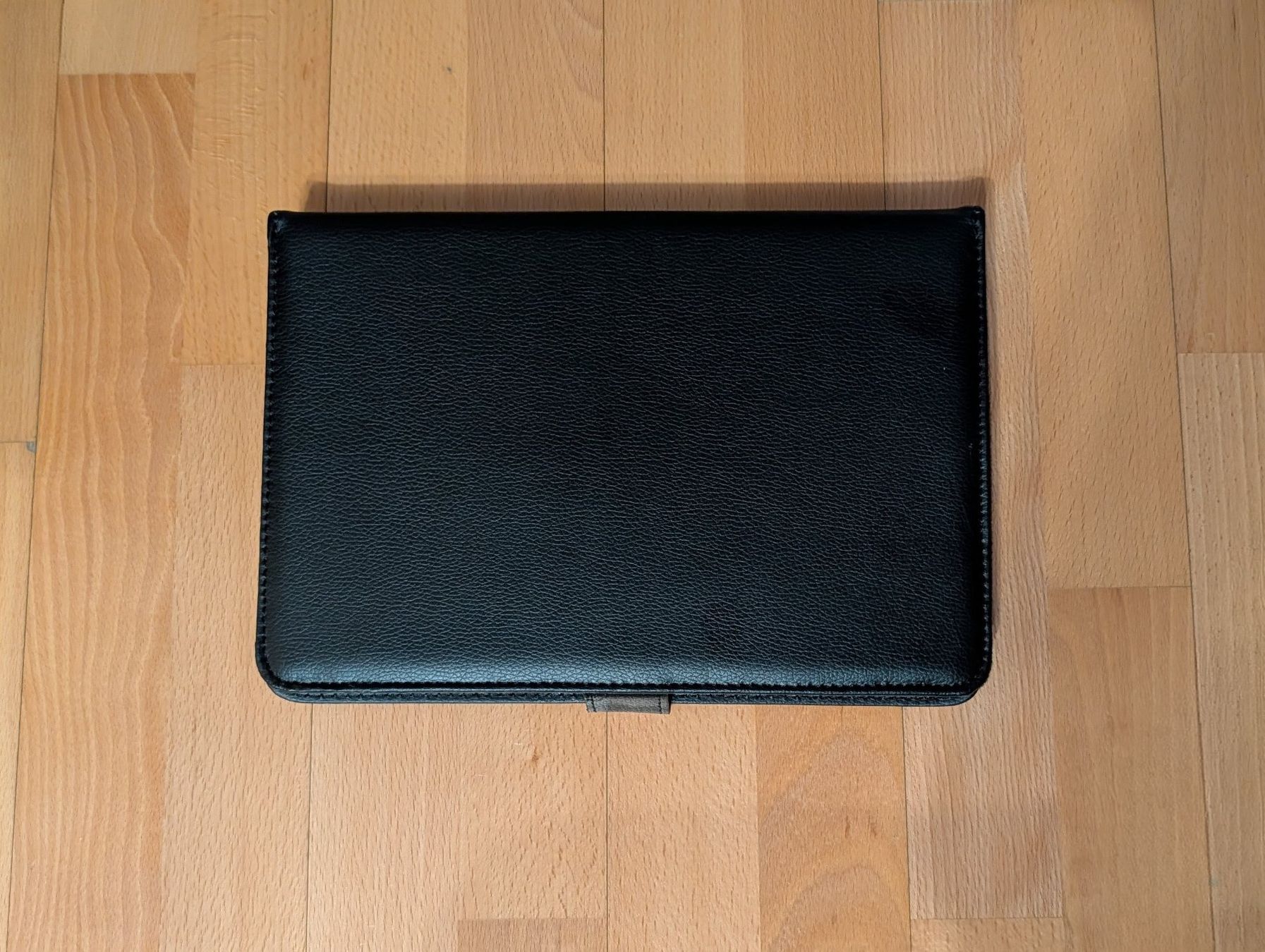 Covers & Borse: Schutztasche für Tablets mit Magnetverschluss – Nuovo e nell'imballaggio originale da Steinach venduto da THyollari