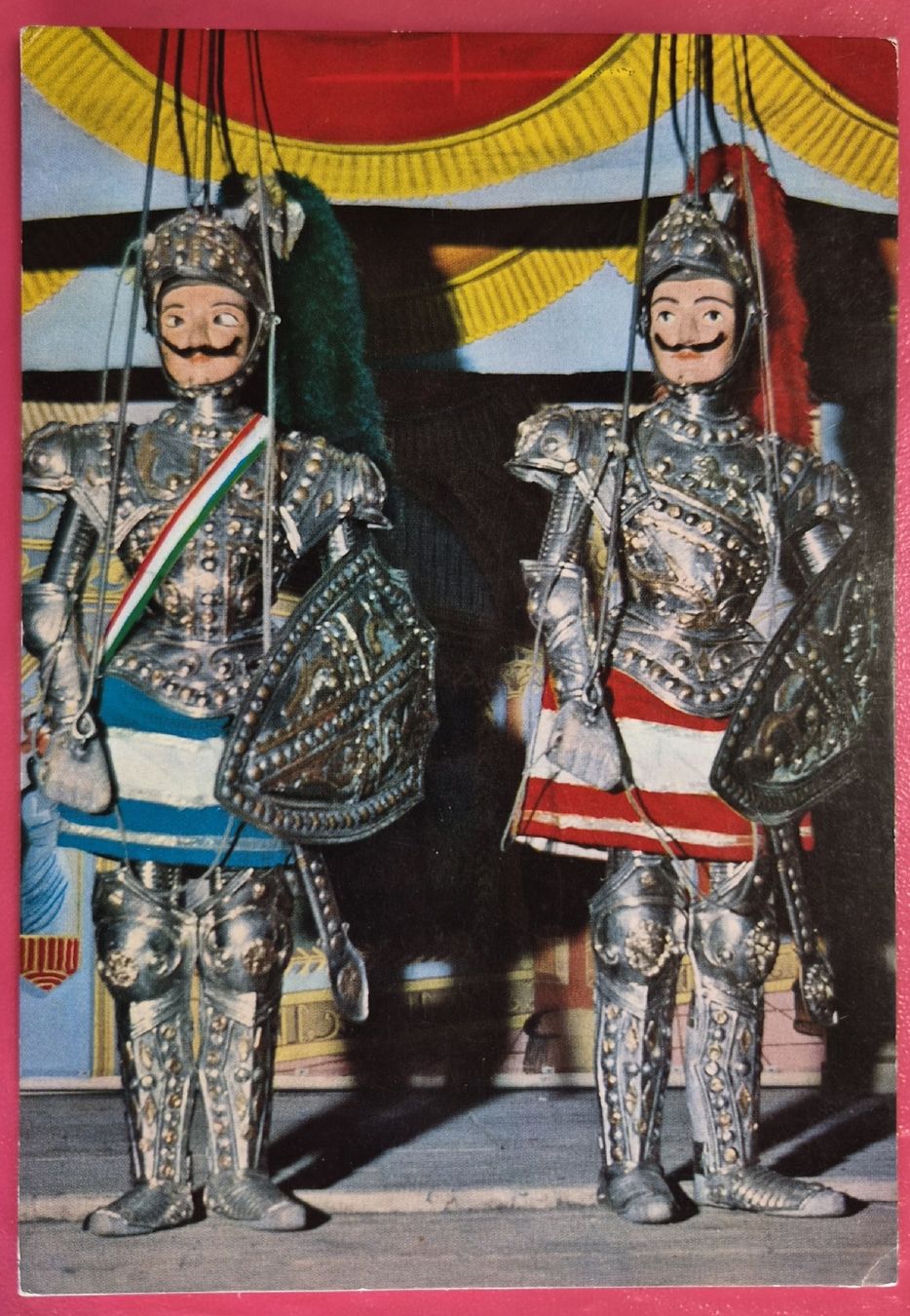 Cartoline postali: Marionette Siciliane Orlando e Rinaldo 1972 – Usato da Melchnau venduto da Arthurius
