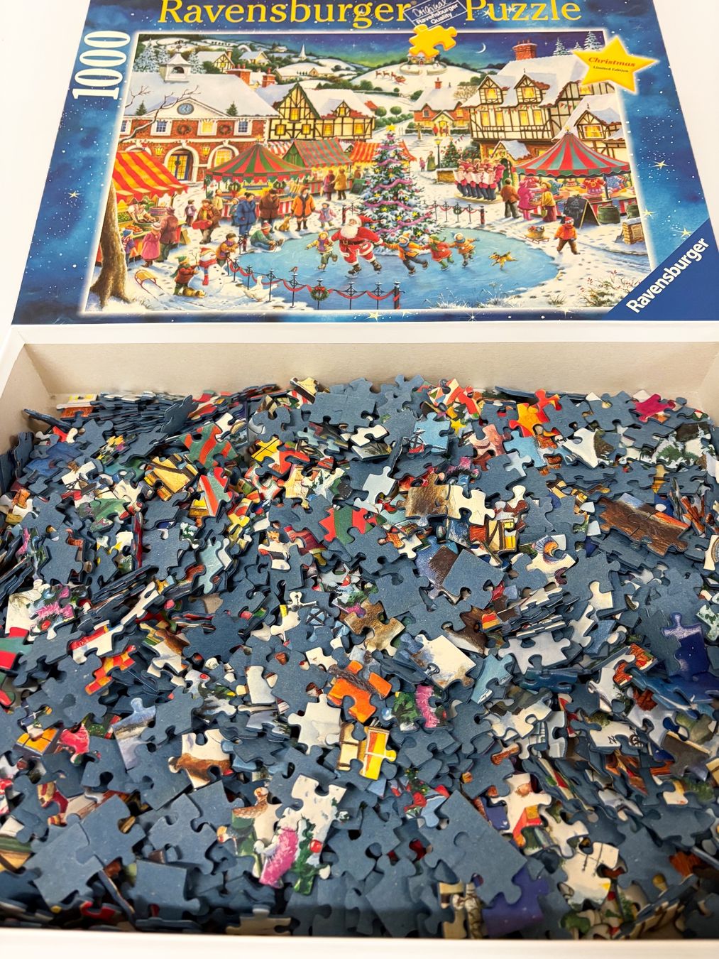 Ravensburger Puzzle: Puzzle 1000 - Weihnachtsmarkt – Usato da Neuenkirch venduto da Gluecks.Kauf 1