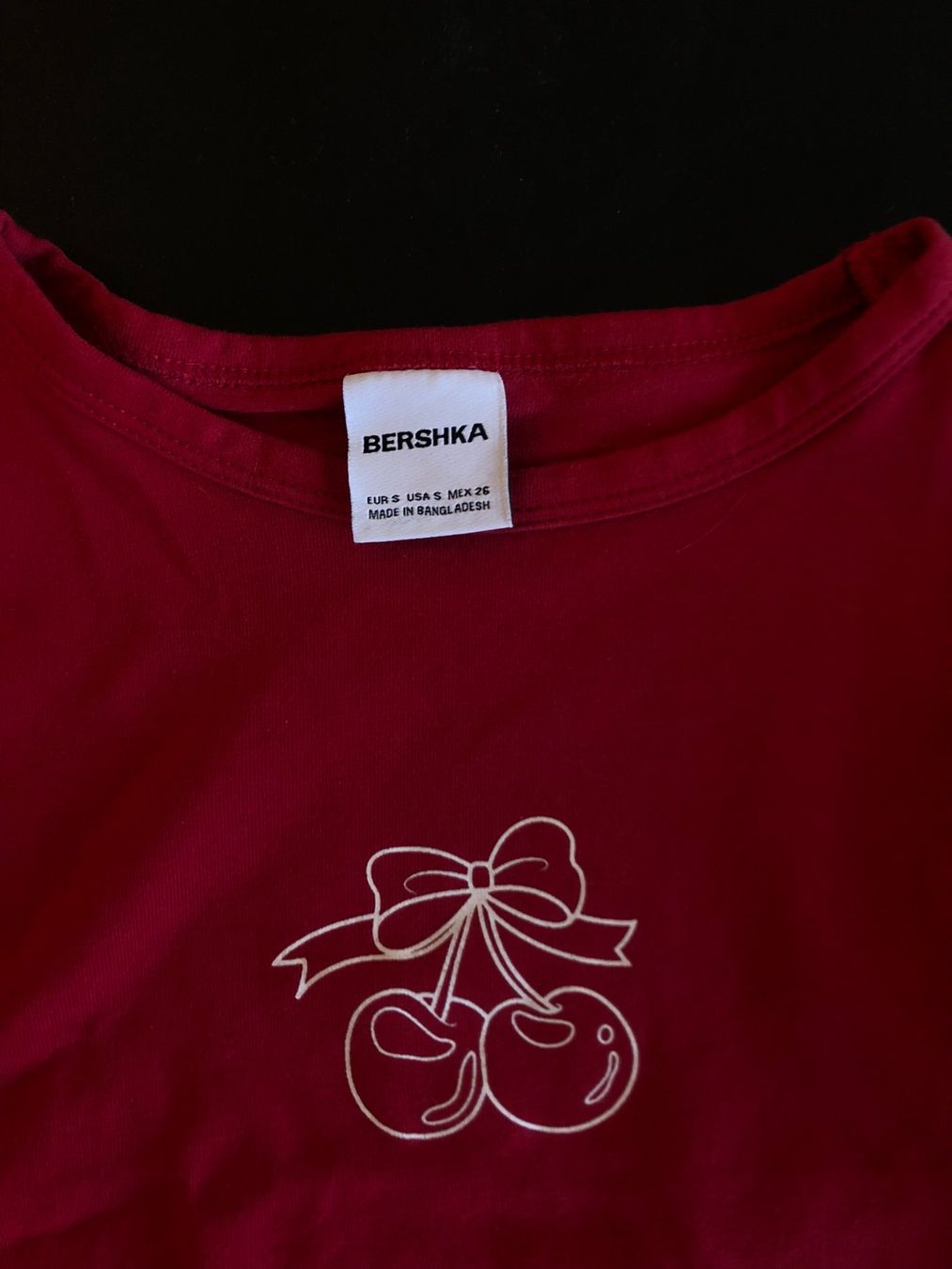 Bershka Camicette, T-shirt & Top: Crop top rouge cerise – Usato da Bulle venduto da sop_ct6x 2