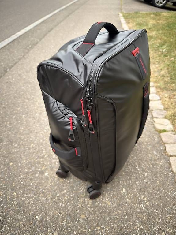 Valigie: Samsonite Paradiver Light Rucksack,Koffer 4 Rollen  – Usato da Männedorf venduto da mih_dv9h 1