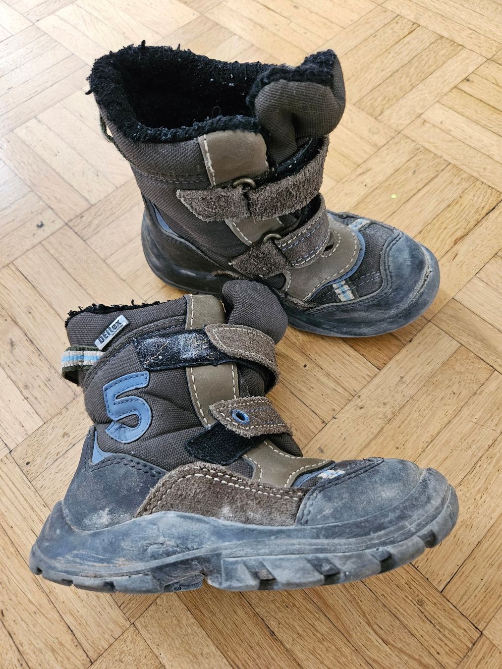 Scarpe per ragazzi: Winterstiefel Gr. 26 – Usato da Unterengstringen venduto da saraman