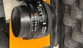 Nikon AF Nikkor 24mm 1:2.8 D Objektiv nahezu neu