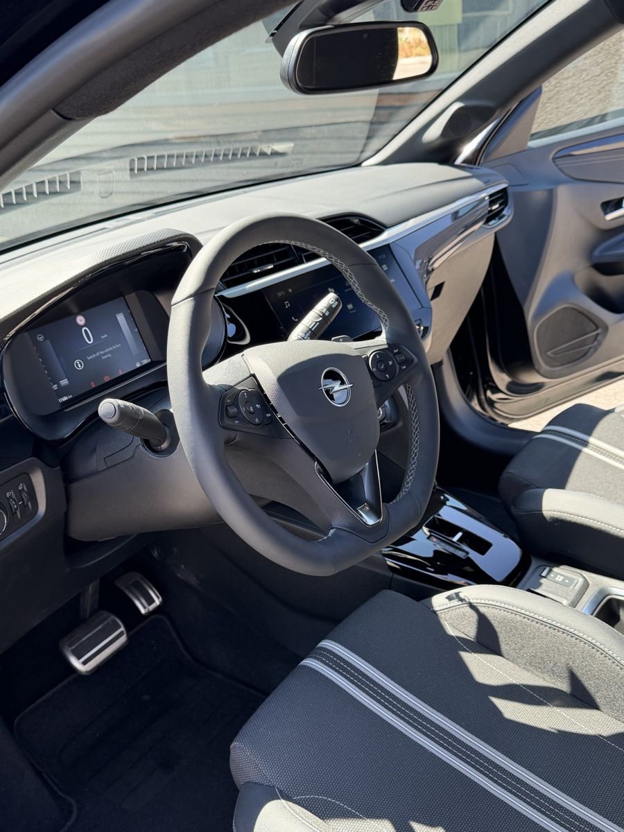 Opel Autos: Opel Corsa 1.2 – Gebraucht aus Luzern von LegacyMint 3