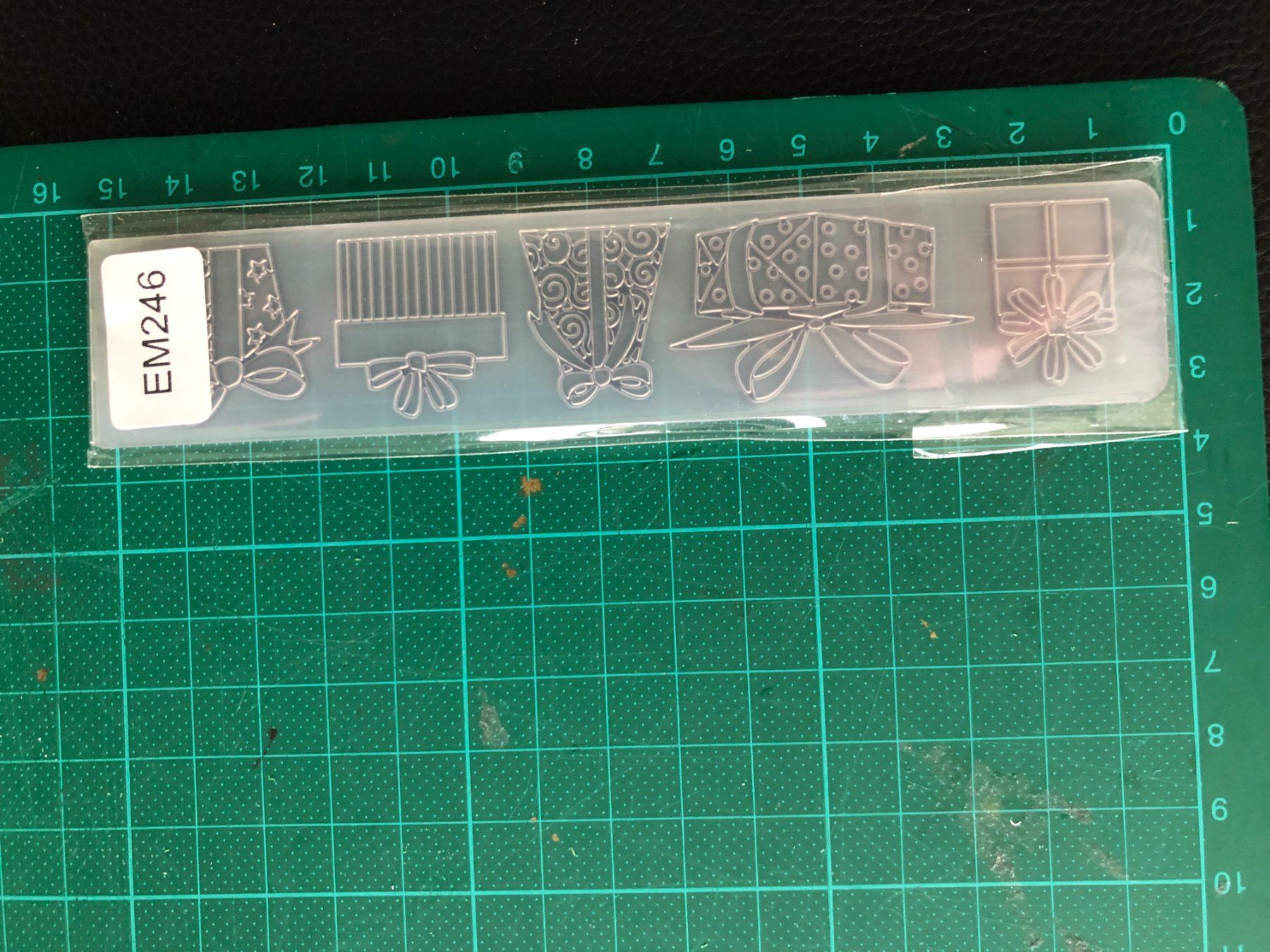 Sciablone: Geschenke Vorlage, Prägeschablon 3D neu – Nuovo (secondo la descrizione) da Fischbach-Göslikon venduto da 78anna 5