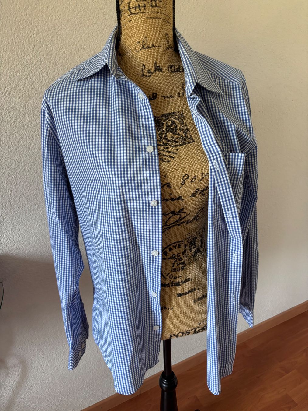 Hemden: Uomo Hemd M Blau-weiss kariert – Gebraucht aus Balsthal von Uroby 1