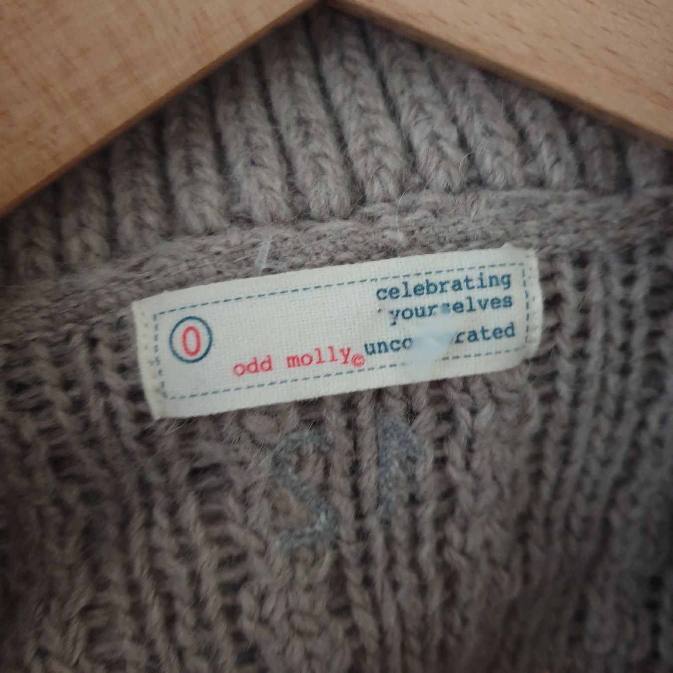Odd Molly Jacken: Odd Molly Strickjacke Gr. 0 – Gebraucht aus Frenkendorf von Moon111 2