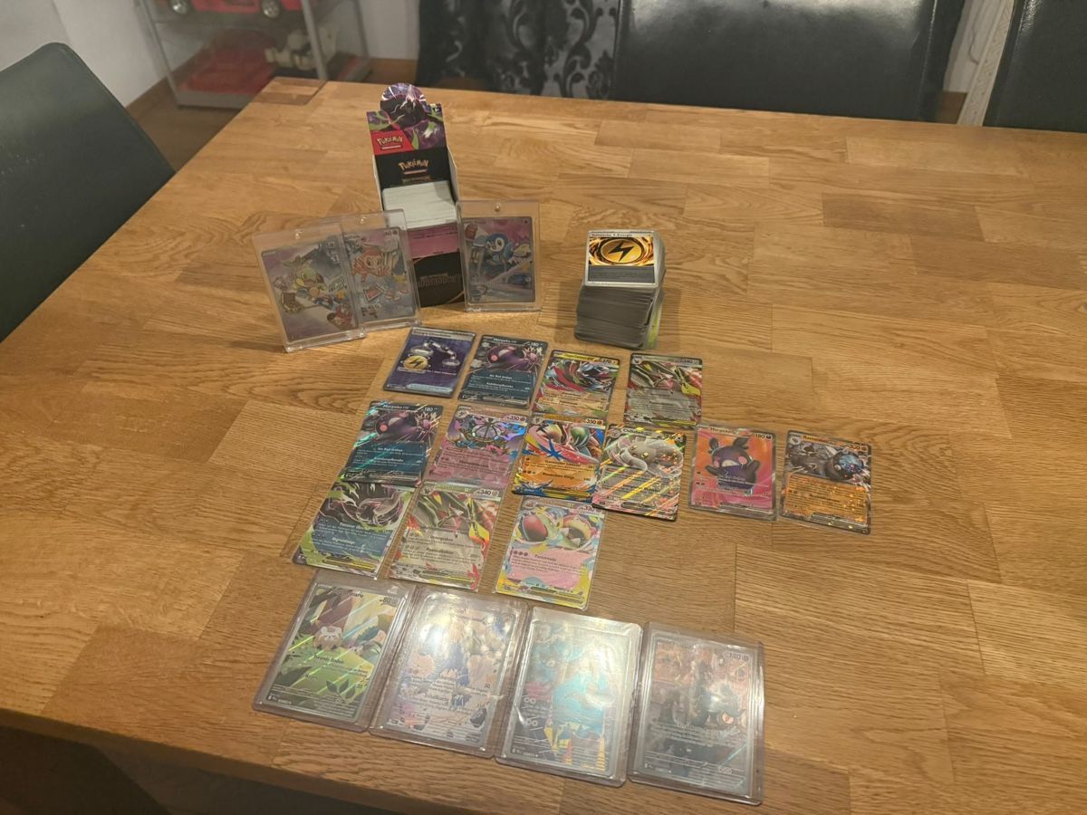 Karten: Pokemon Sammelkarten vers. Sets – Gebraucht aus Müllheim Dorf von fiofu97