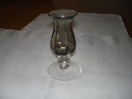 Blumenvase mit Gratiszugabe