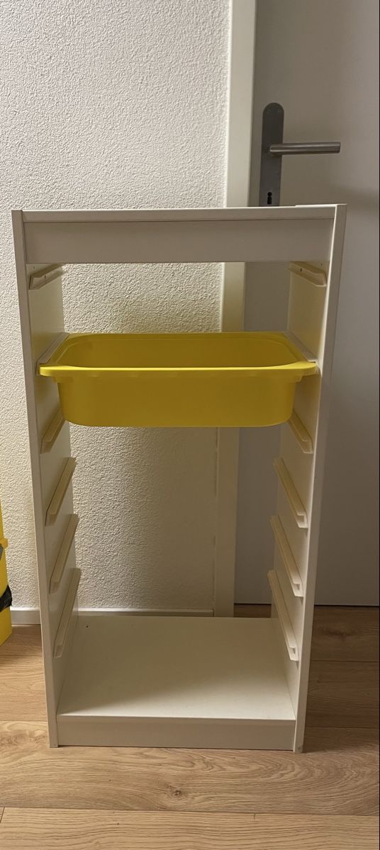 Regale: Trofast Regal 46x30x94 cm – Gebraucht aus Obfelden von MimiRys