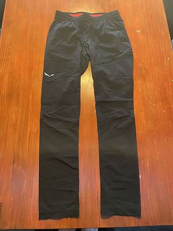 Neue Outdoorhose von Salewa, Grösse 36
