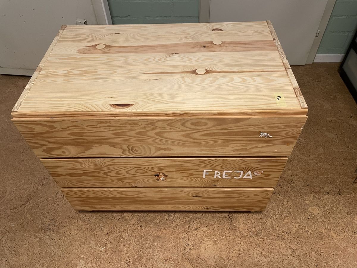 Cassettiere: Ikea Ivar, Kommode mit drei Schubladen (Nr.3) – Usato da Reinach BL venduto da DagobertDuck100