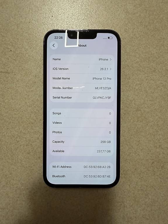 Telefoni cellulari / Smartphones: Apple iPhone 13 Pro 256GB Graphit – Usato da Wil SG venduto da petraba 1