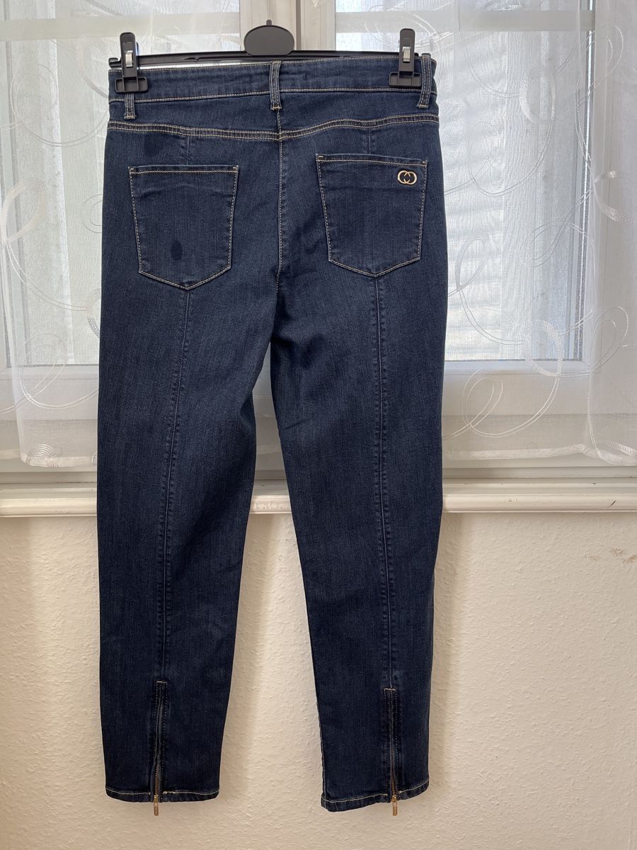 Cambio Pantaloni: Cambio Piera – Usato da St-Sulpice VD venduto da Twin5 3