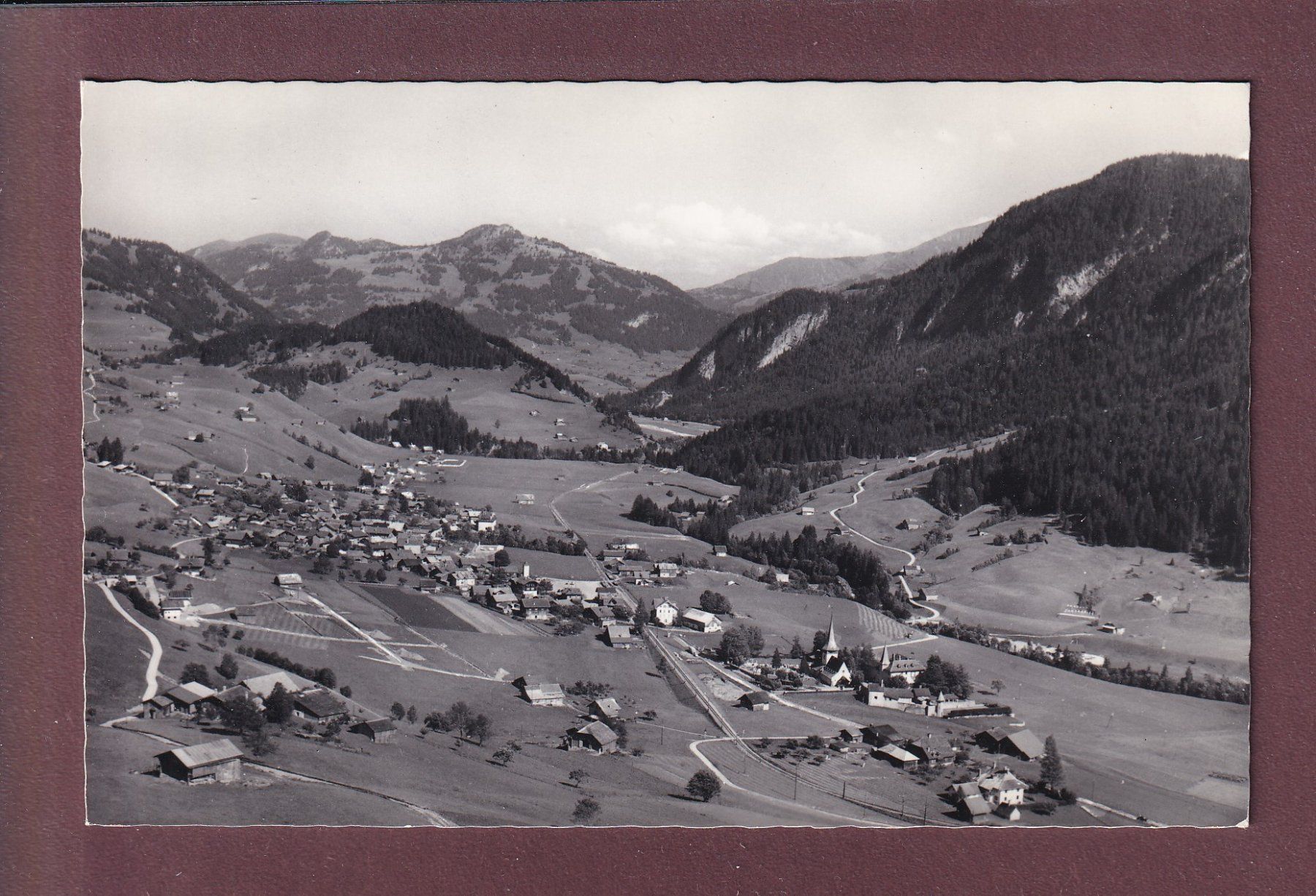 Cartoline postali: Vue aérienne - ROUGEMONT - Rodomont – Usato da Pully venduto da nicecards