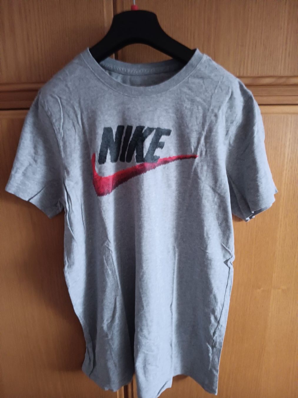 Nike T-Shirts: T shirt NIKE – Gebraucht aus Neuchâtel von den_7x9p