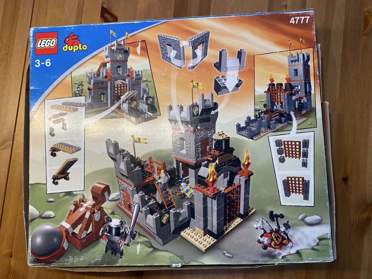 Lego Kit di costruzioni: Lego Duplo 4777 Ritterburg gebraucht – Usato da Wil SG venduto da SamuelLukas01 7