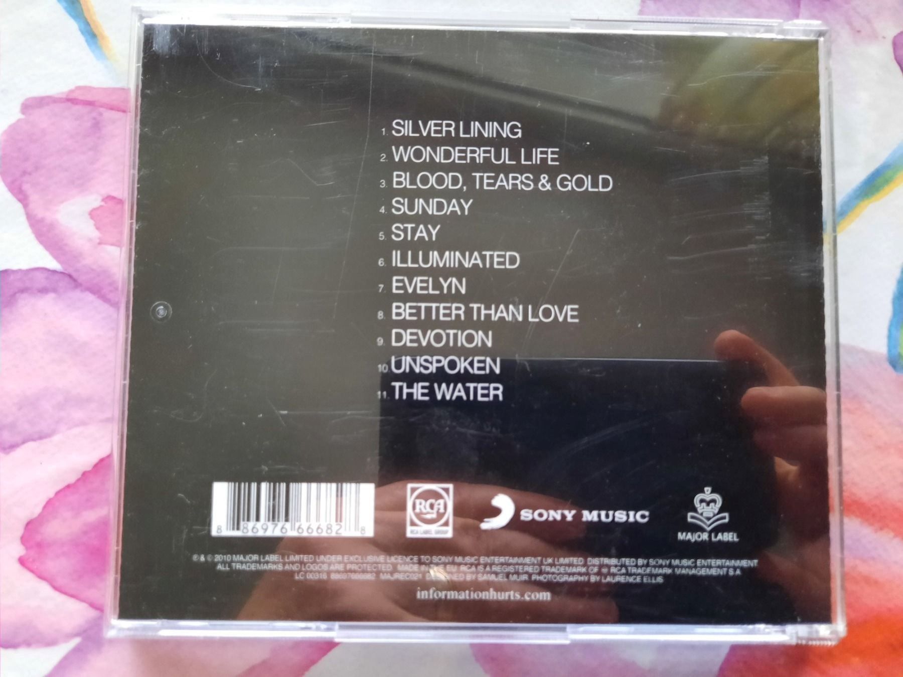 CDs: CD Hurts -Happiness – D'occasion à Pully par bro_n52j 1